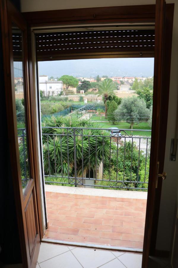 Ferienwohnung La Casa Di Magiu Terrasini Exterior foto